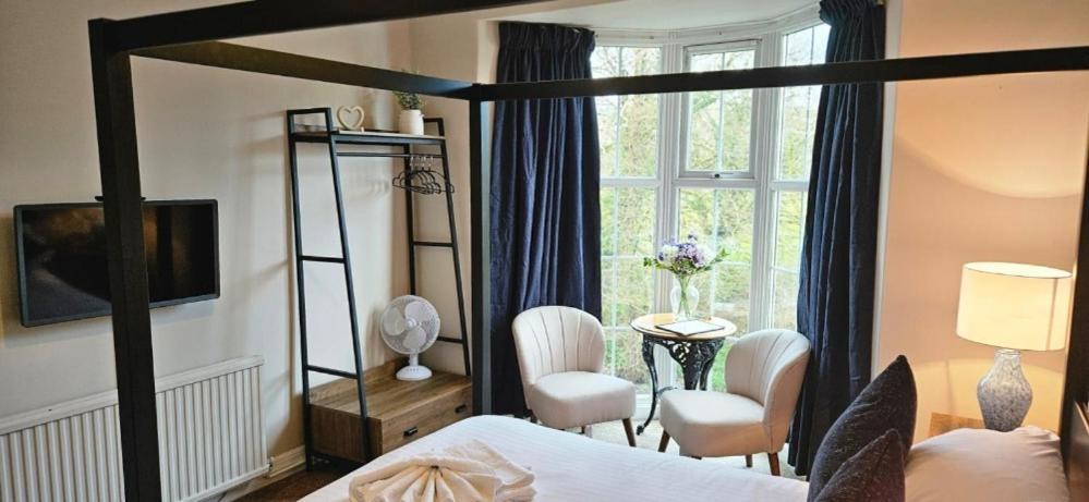 The Abbey Inn Buckfastleigh Bagian luar foto
